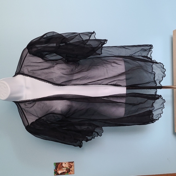 Beautiful Black 2 Piece Lingerie Set - Picture 4 of 4